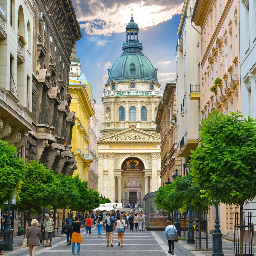 Convenience & Chic By The Basilica Apartman Budapest Kültér fotó